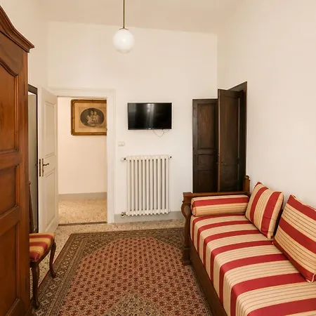 Dell'angelo Hotel *