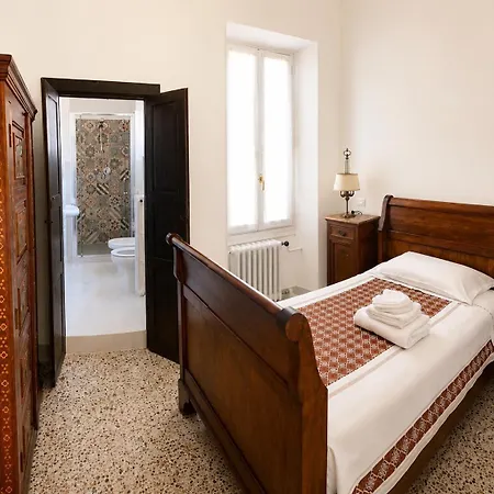 Dell'angelo Hotel *