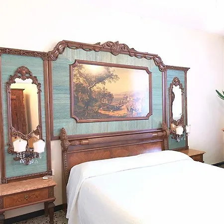 Dell'angelo Hotel *